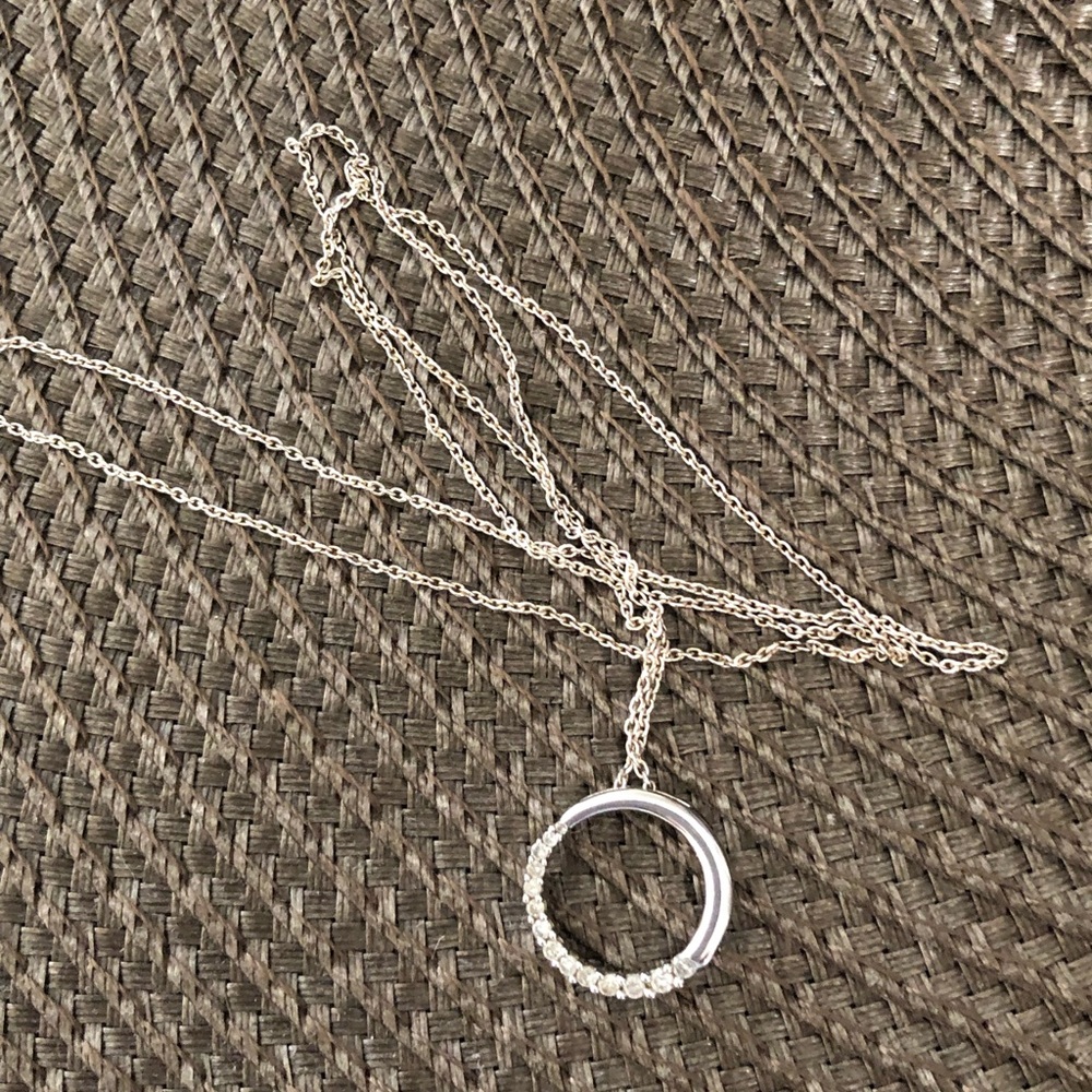 Circle Pendant with diamonds and Chain